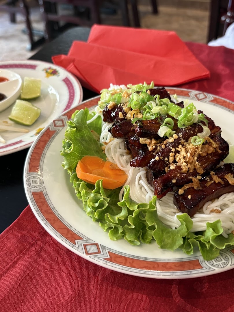 Un plat de porc et vermicelles du Mandarin